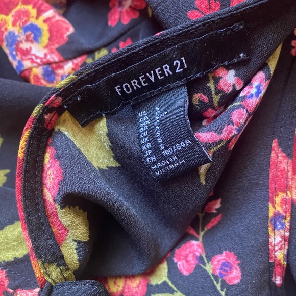 Forever 21 Floral Blouse Tie Back - Picture 3 of 4